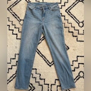 Straight Leg, High Rise Jeans